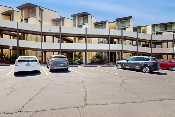 Convenient Onsite Guest Parking