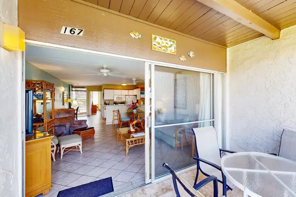 Peaceful lanai perfect for morning coffee