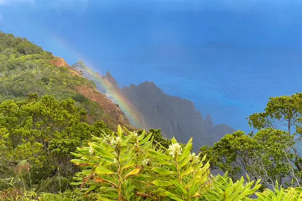 Breathtaking views of Kauai's cliffs