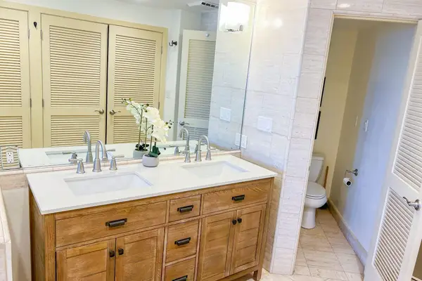 Comfortable bathroom with everything needed during your stay