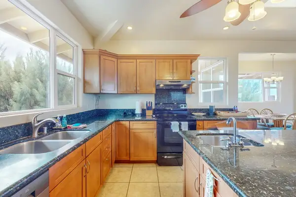 Fully equipped kitchen supports easy meal preparation throughout stays