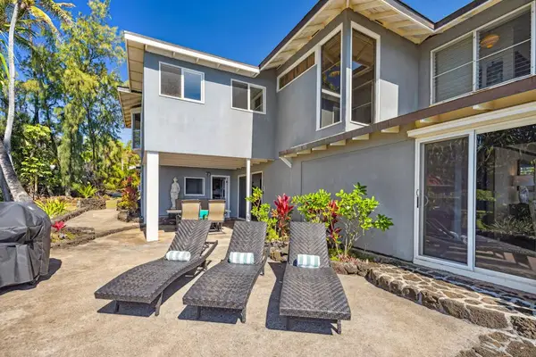 Relax on the outdoor patio as you enjoy the Pacific Ocean views in your private tropical paradise.