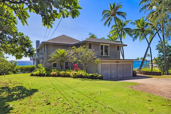 Large front yard providing privacy or lots of outdoor space to enjoy or paradise.