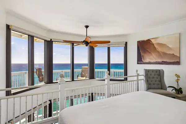 Queen bed in the loft with amazing views of the Pacific Ocean.
