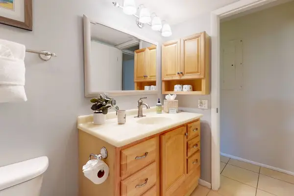Bright Guest Bathroom With Modern Comfort