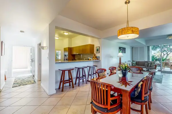 Open Concept Dining With Breakfast Bar