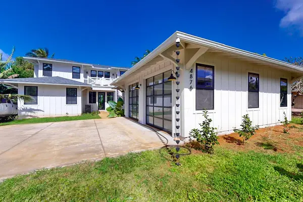 Modern Island Home Exterior