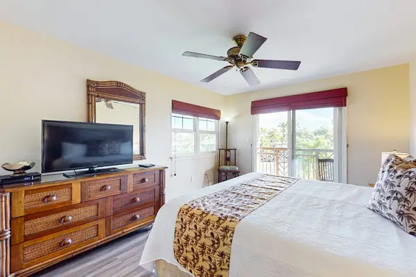 Dreamy Master Bedroom Haven With Private Balcony Access