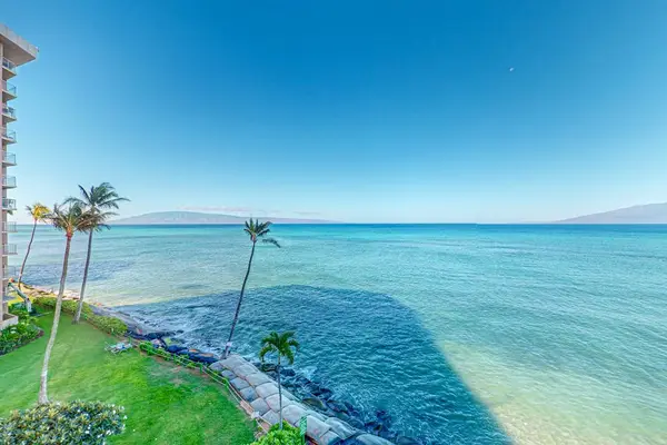 Aerial Views Of Maui's Stunning Coastline