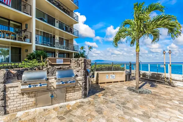 Beachside Grilling With Ocean Breezes