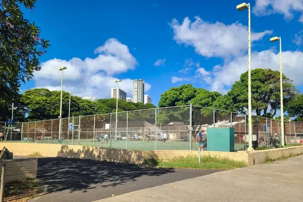 Enjoy friendly matches on the shared tennis court throughout your relaxing stay
