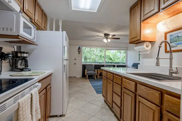 Fully Equipped Kitchen For Island Feasts