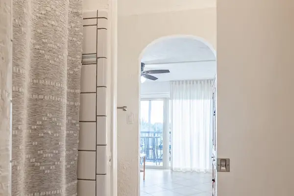 Sparkling Shower For A Refreshing Start