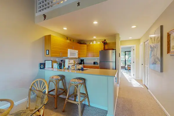 Open kitchen with convenient counter seating