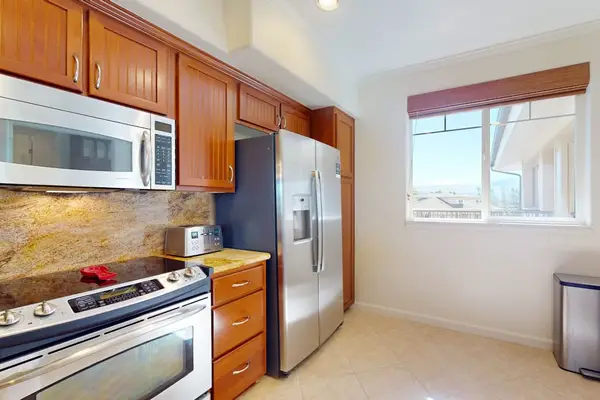 Fully Equipped Kitchen For Island Feasts