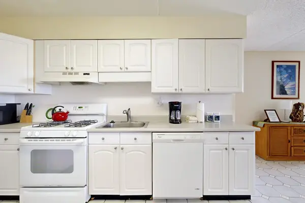 Fully Equipped for Home-Cooked Meals