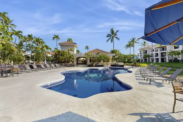 Cool off in the sparkling community pool under the Hawaiian sun