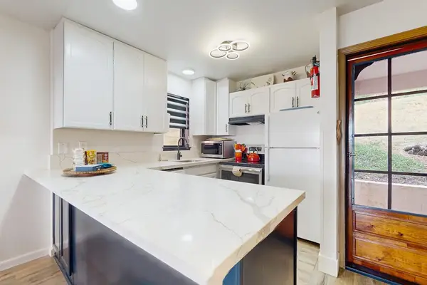 Bright Chef's Kitchen Retreat