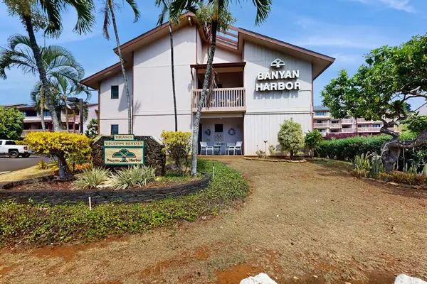 Grand Resort Arrival Entrance