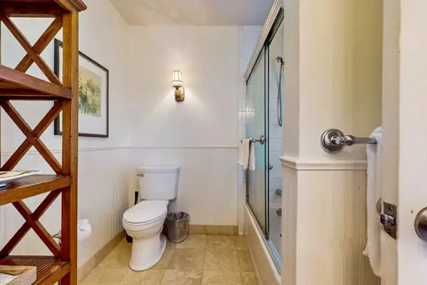 Walk In Shower With Vanity Space