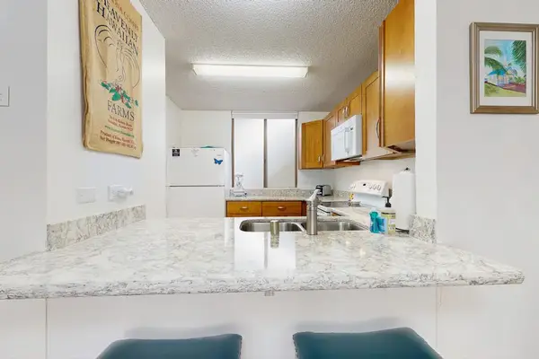 Modern Kitchen With Breakfast Bar