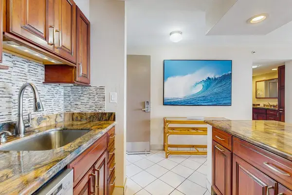 Granite Kitchen With Coastal Style