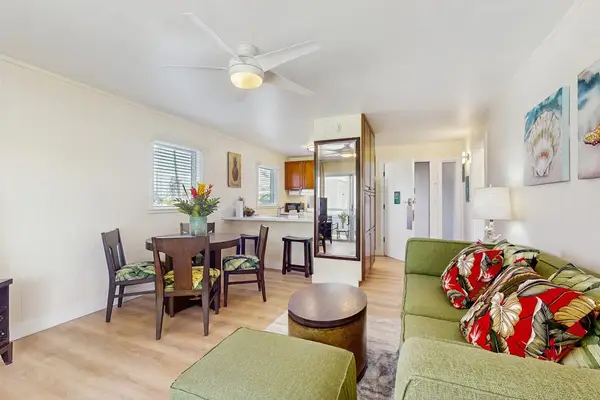 Spacious Living Room For Gathering