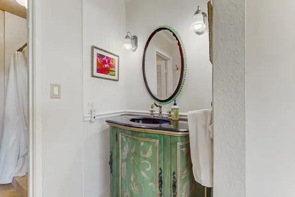 Unique Custom Vanity Nook in Primary En-Suite Bathroom
