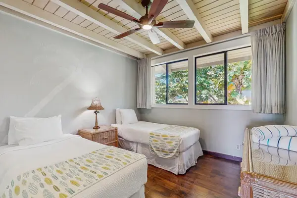 Peaceful Twin Bedroom With Garden Views
