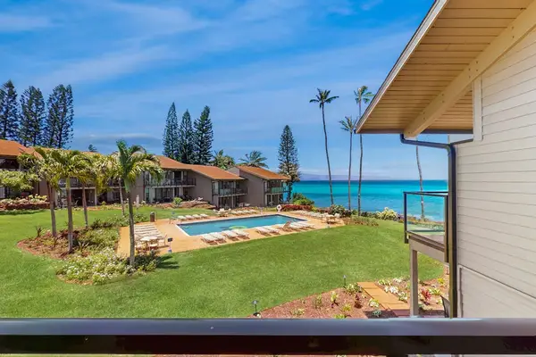 Scenic Pool And Garden Retreat