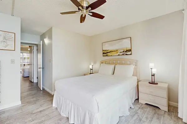 Comfortable Guest Bedroom Hideaway