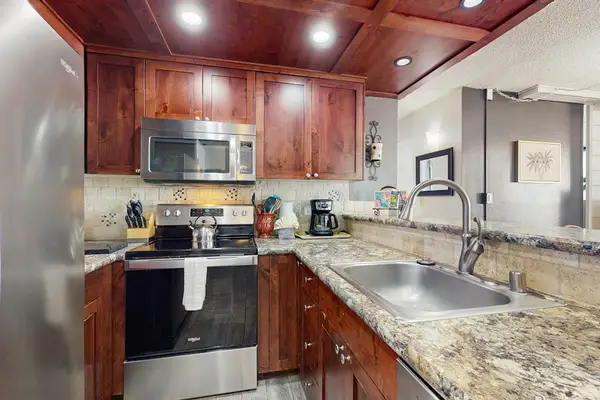 Modern Kitchen Ready For Island Feasts