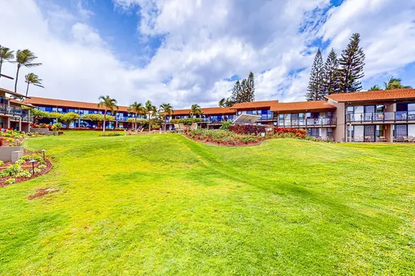 Mahina Surf Resort Resort