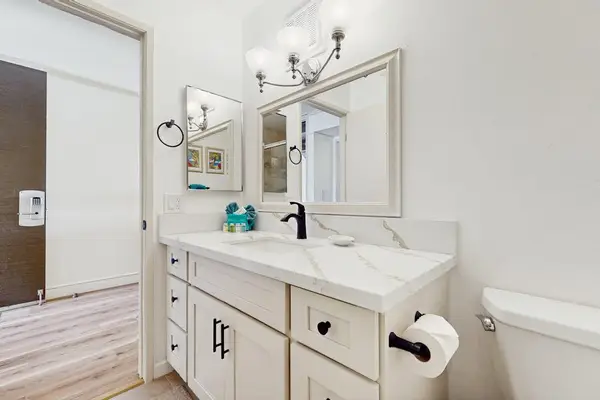 Stylish Bathroom With Spacious Vanity