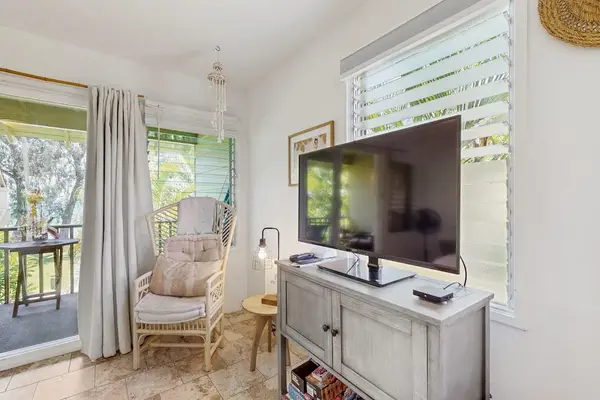 Relaxing Studio Lounge Space
