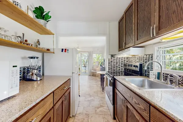 Cook With Ocean Vibes Nearby