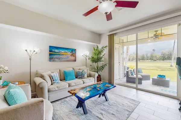 Bright Living Room With Indoor-Outdoor Flow