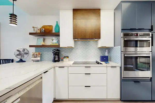 Chef's Kitchen With Premium Appliances