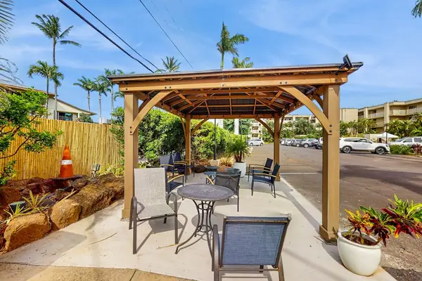 Shaded Courtyard Seating Area