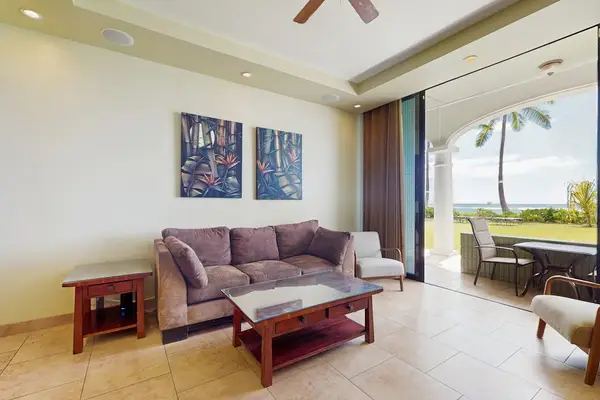 Sunlit Island Living Retreat