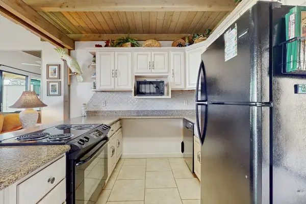 Well Equipped Coastal Kitchen