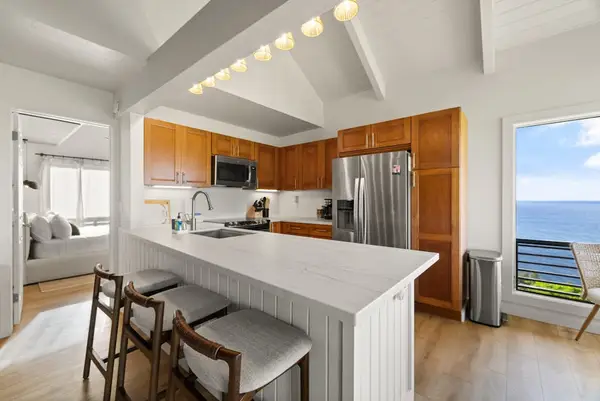 Fully equipped kitchen with everything you need for an extended stay