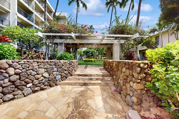 Kihei Akahi