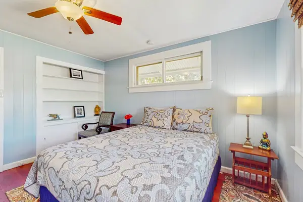 Peaceful Third Bedroom Retreat