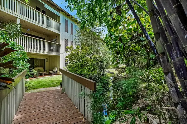Shaded Garden Walkway To Your Stay