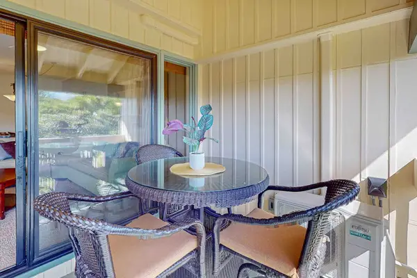 Enjoy outdoor living throughout your relaxing island stay