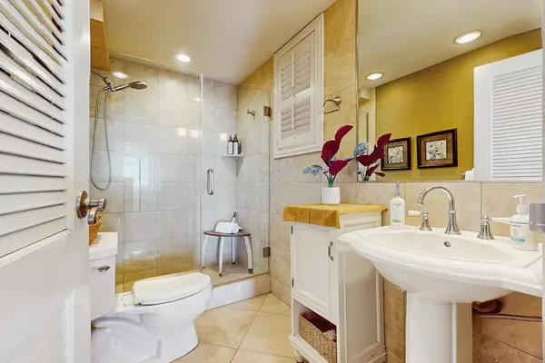 Spa-Inspired Double Vanity Bathroom