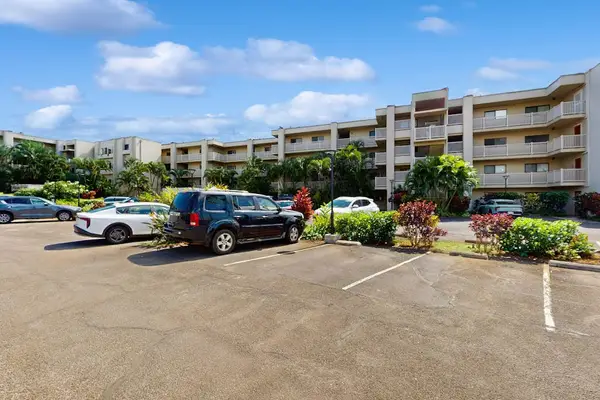 Convenient Onsite Guest Parking