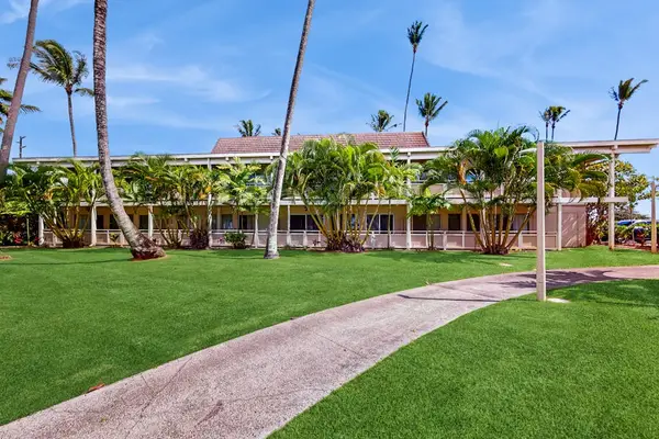 A pristine property, Plantation Hale offers wonderful tropical foliage, easy beach access, three pools, two hot tubs, communal grilling areas, and so much more offering endless ways to enjoy laid-back Hawaiian living.