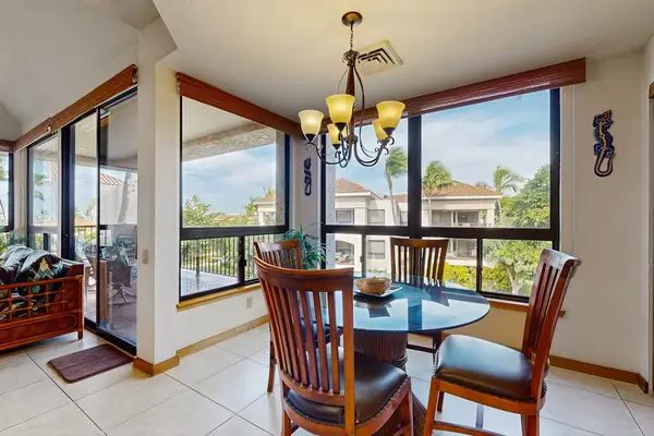 Scenic Dining With Resort Views